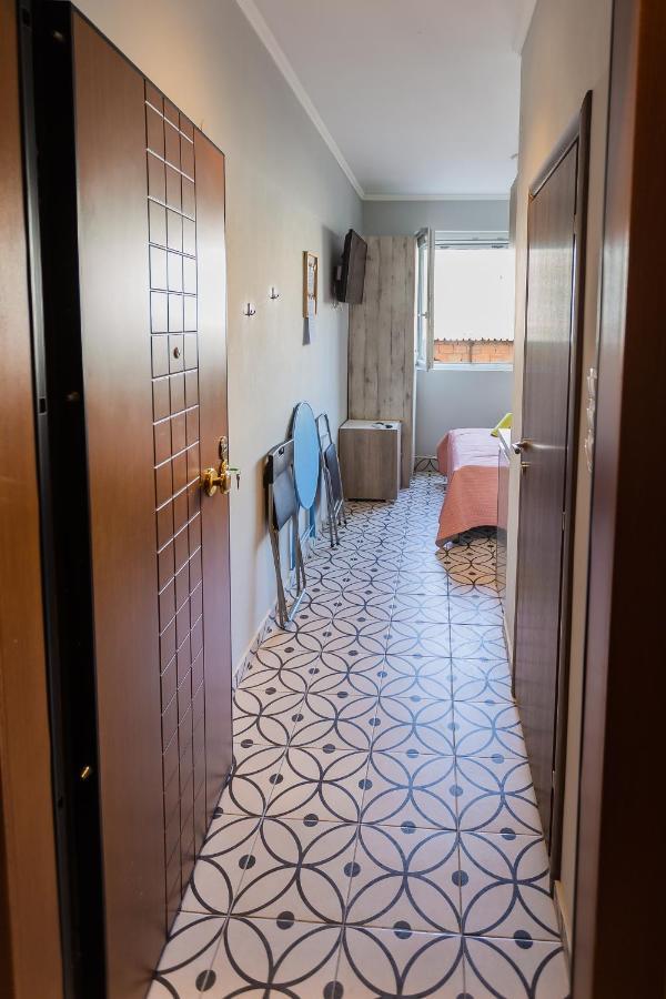 Modiano Studios Center-Your Urban Stay Thessaloníki Luaran gambar